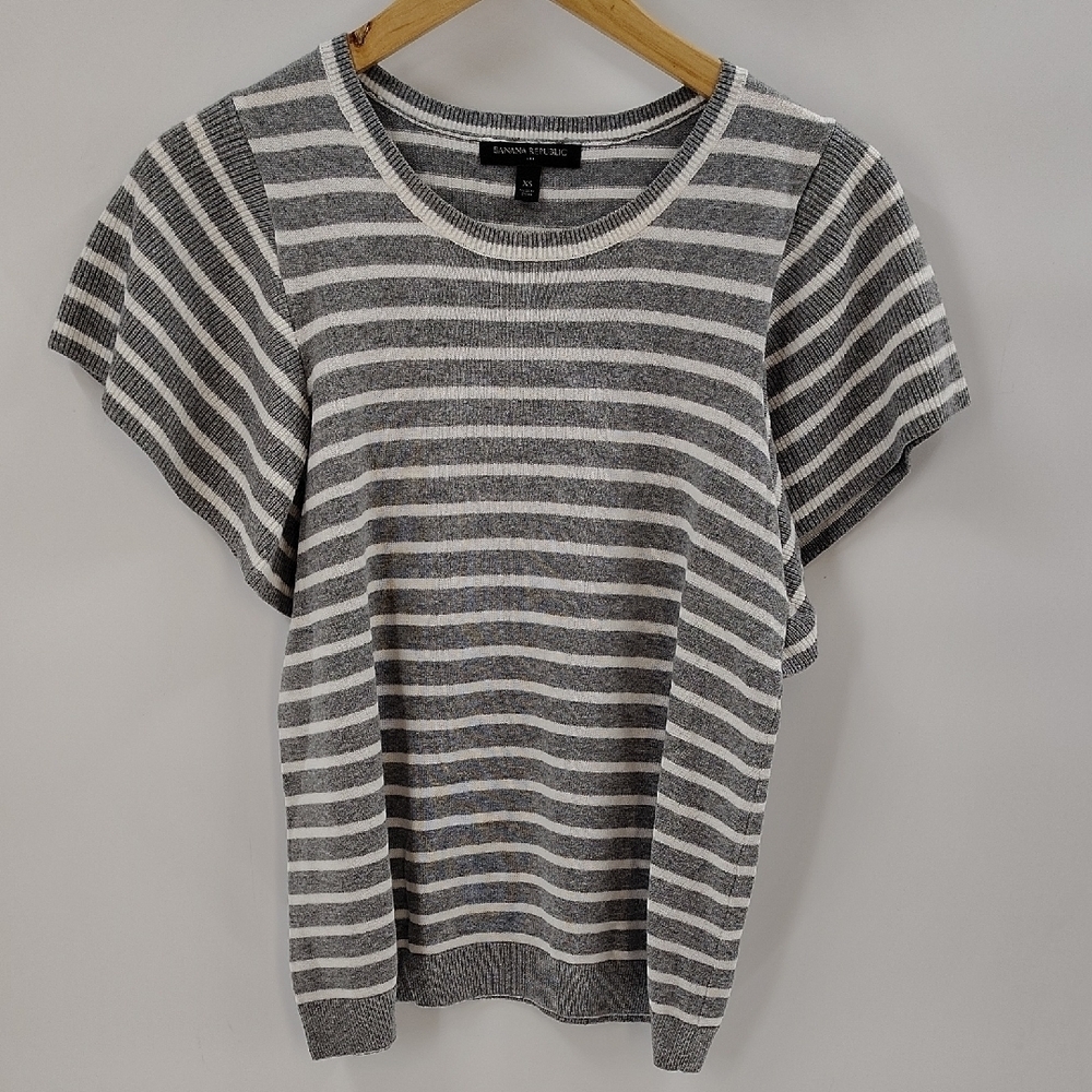 Banana Republic Factory Sweater Size XS Flutter Sleeve Gray White Stripe